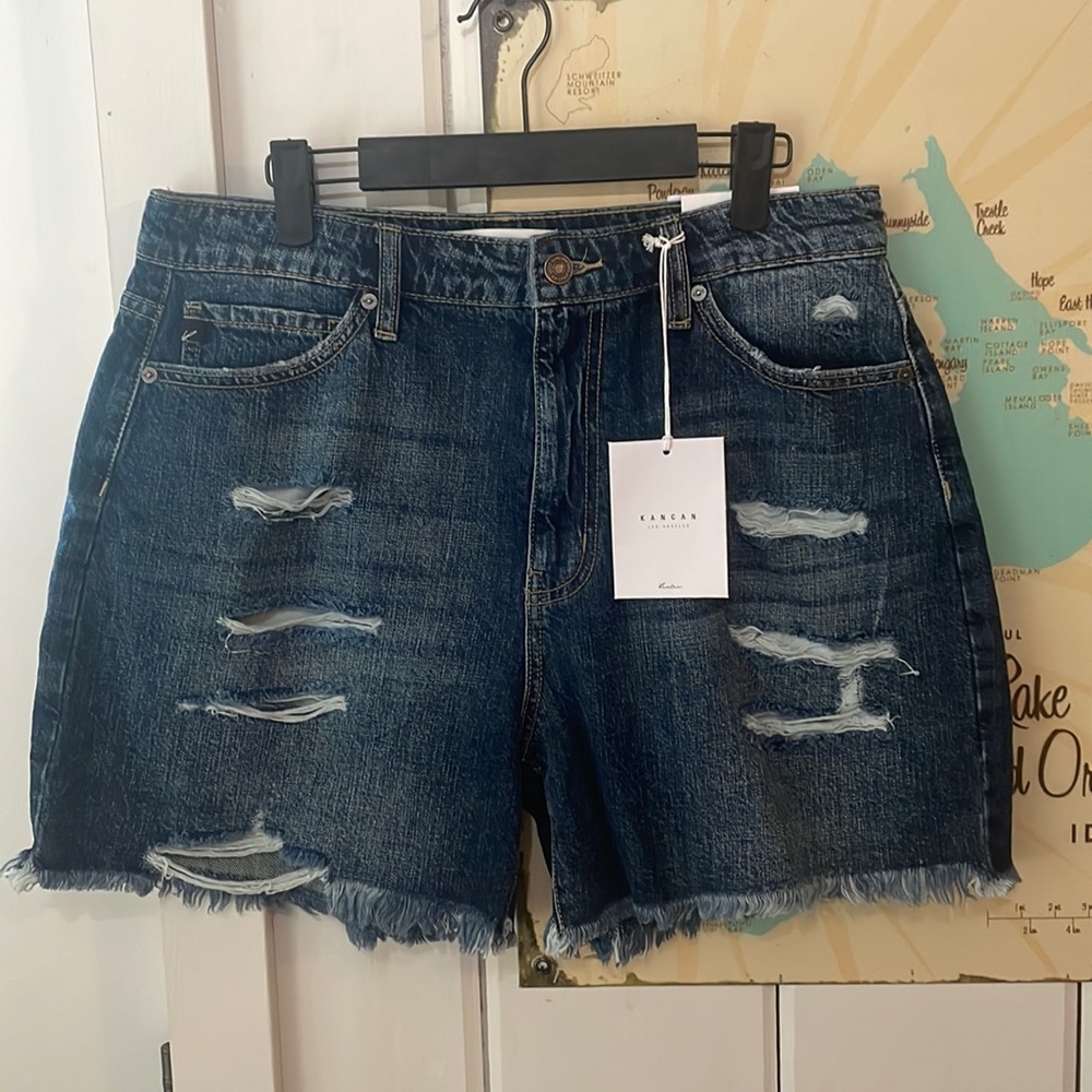 KanCan Jean Shorts NWT